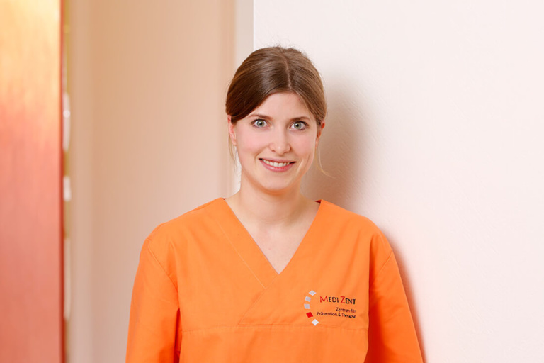 Zahnarzt Holzminden, Medizent, Zahnarzt Ronald Werner, Team, Angelina Raßmann Zahnarzt, Holzminden, Ronald Werner, Medizent, Team, Verena Bahl