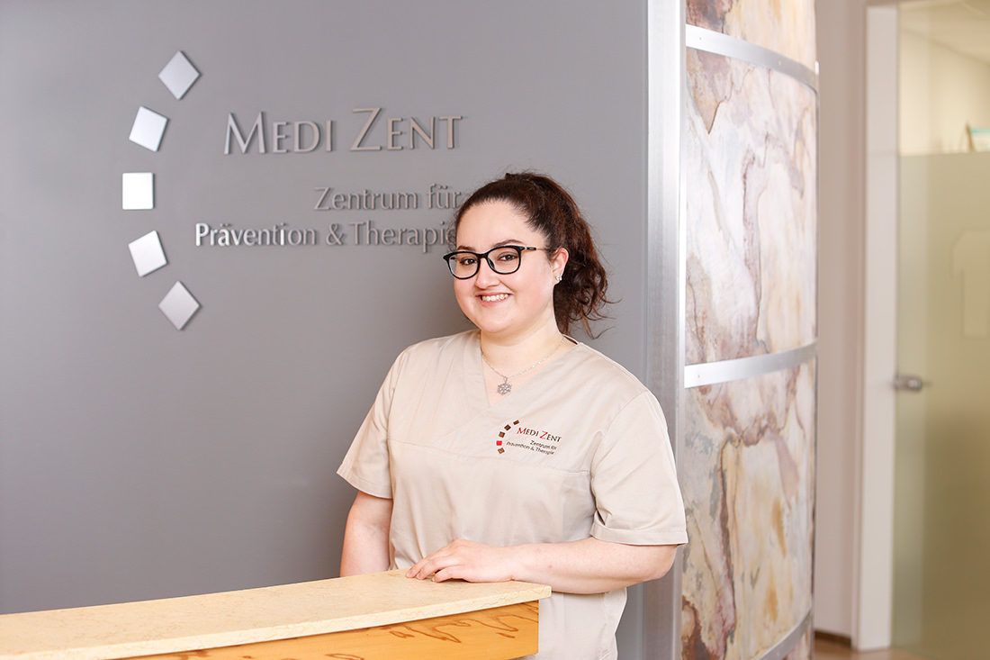 Zahnarzt, Holzminden, Ronald Werner, Medizent, Team, Verena Bahl
